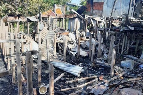 Hỏa hoạn thiêu rụi 7 căn nhà ở An Giang
