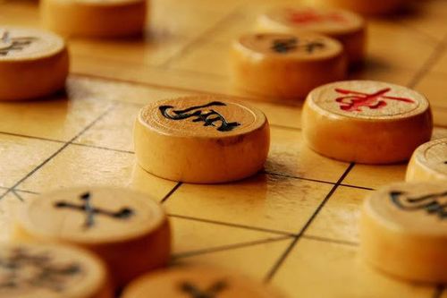 Người đàn ông ở Hà Nội uống thuốc diệt cỏ tự tử sau khi thua bạc