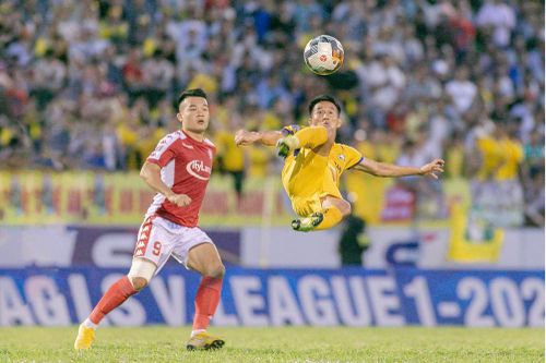 Sau Tuấn Tài, Sông Lam Nghệ An chia tay 2 tiền vệ trung tâm
