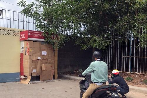 Truy tìm đối tượng đập phá cây ATM tại Bình Dương để trộm tiền