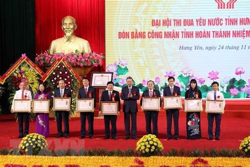 Hưng Yên: Biểu dương kịp thời người trực tiếp lao động sản xuất
