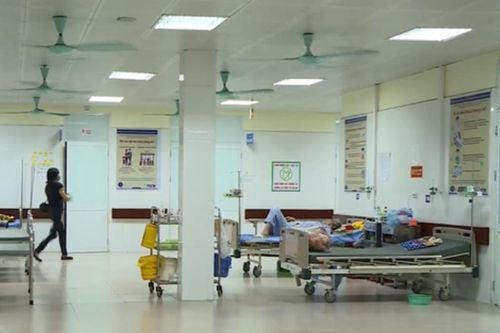 Hơn 120 người dân nhập viện điều trị sau bữa tiệc liên hoan mừng khánh thành chùa