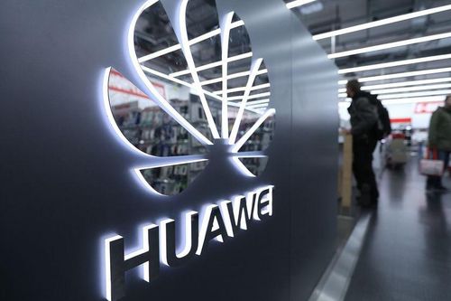Từng ở 'ngôi vương', thị phần smartphone toàn cầu của Huawei có thể sụt còn 4%