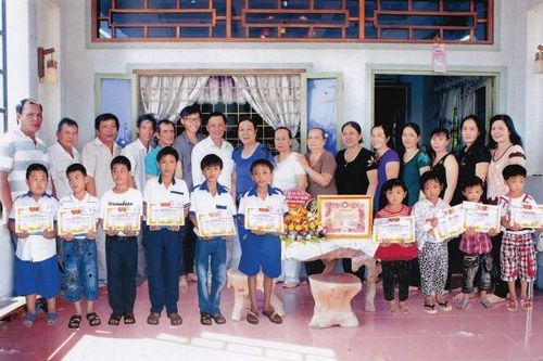 Các huyện cù lao đẩy mạnh phong trào học tập suốt đời trong gia đình, dòng họ