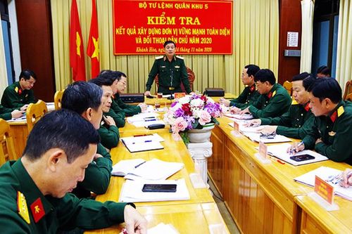 Quân khu 5: Kiểm tra kết quả xây dựng đơn vị vững mạnh toàn diện tại Bộ Chỉ huy Quân sự tỉnh