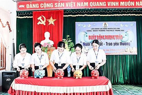 Hiệu quả từ phong trào 'Nuôi heo đất - Trao yêu thương'