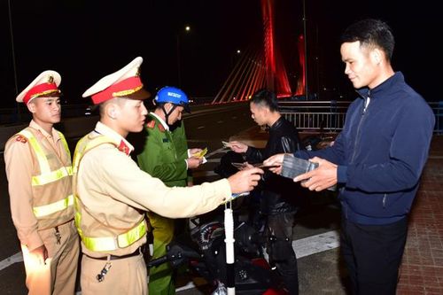 Xử lý nghiêm những trường hợp đua xe