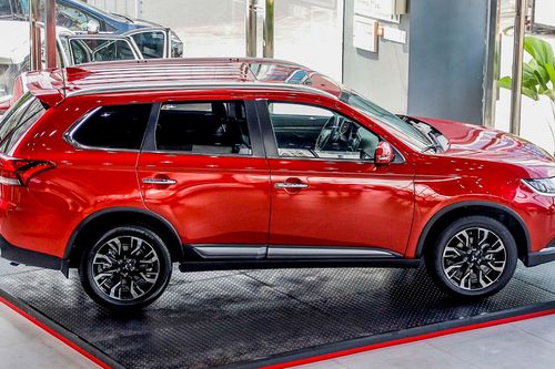Mitsubishi Outlander tại Việt Nam an toàn cỡ nào?