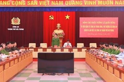Thứ trưởng Bộ Công an Lê Quốc Hùng làm việc với Công an TP Hải Phòng