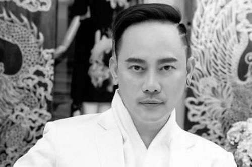 Võ Việt Chung nhận Huân chương Lao động hạng ba