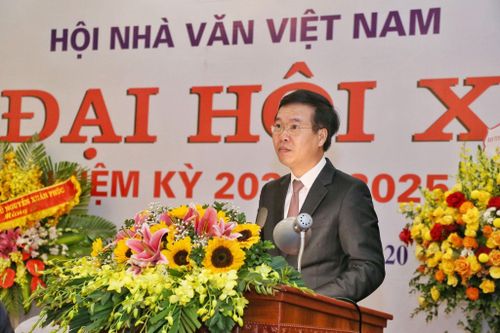 'Đại hội Hội Nhà văn thực hiện chuyển giao thế hệ lãnh đạo'