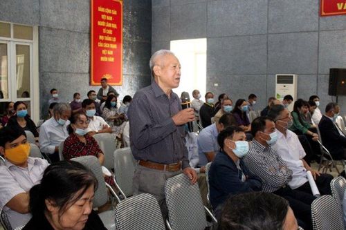 Đại biểu Quốc hội tiếp xúc cử tri quận Hoàng Mai