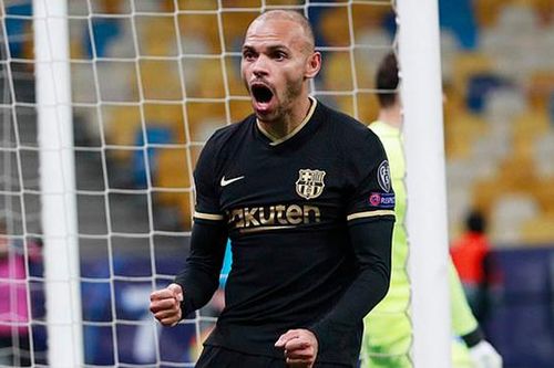 Ronaldo và Braithwaite tỏa sáng, Juventus và Barcelona đi tiếp sớm 2 lượt đấu