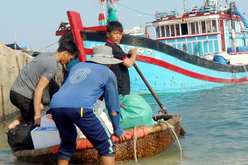 Ngư dân Lý Sơn gắn bó với biển đảo Tổ quốc