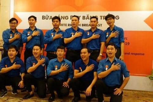 Bữa sáng Ruy băng trắng - Nam giới tiên phong trong phòng ngừa, ứng phó bạo lực đối với phụ nữ và trẻ em