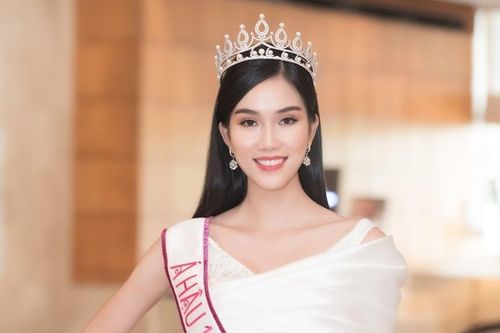 Thành tích đáng nể của 'Á hậu học giỏi' Phương Anh