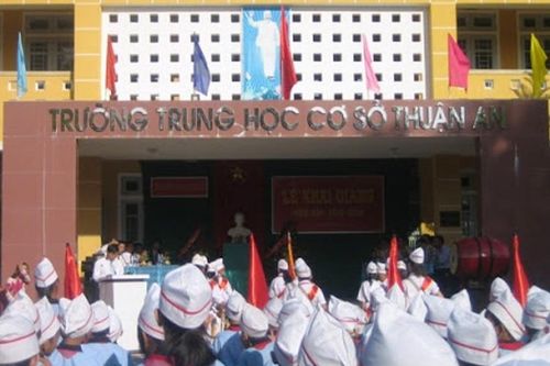 TT-Huế: Một hiệu trưởng xin về làm giáo viên