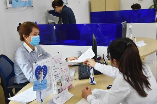 Thông tin tài khoản chuyển cho ngành thuế: Hàng triệu người lo lộ bí mật