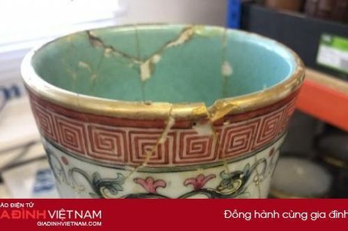 Chiếc bình vỡ được mua lại với giá 14 tỷ đồng