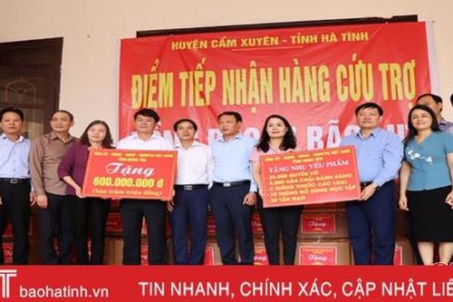 Tỉnh Hưng Yên hỗ trợ Nhân dân vùng lũ Hà Tĩnh gần 3 tỷ đồng