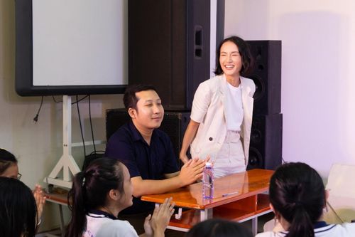 Vlogger Giang Ơi tâm sự về thời học sinh của bản thân, chia sẻ kinh nghiệm thi cử cực kỳ đơn giản