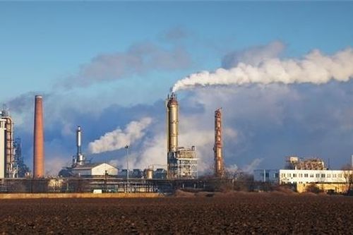 Lượng CO2 vẫn cao kỷ lục bất chấp các đợt phong tỏa vì Covid-19