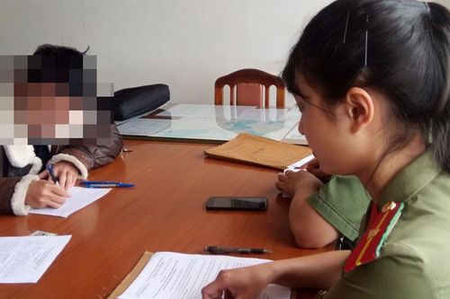 Hành vi biểu diễn lố lăng ngoài đường phố gây phản cảm bị xử phạt trên 3,2 triệu đồng