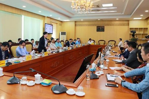 Đồng chí Bí thư Tỉnh ủy tiếp và làm việc với các nhà đầu tư