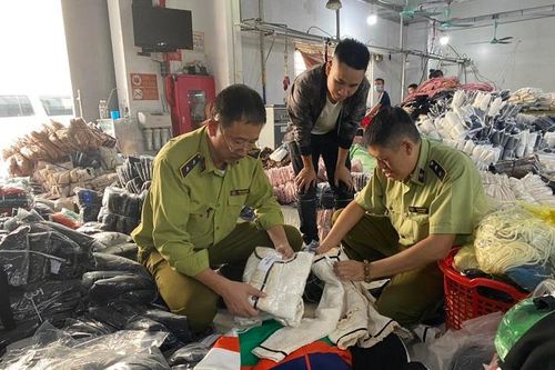 Hà Nội: Đẩy mạnh kiểm tra, xử lý các vi phạm về hàng giả, an toàn thực phẩm