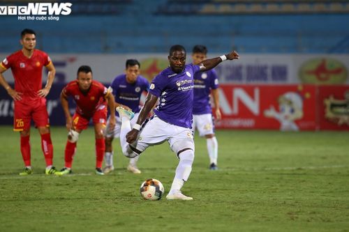 Hà Nội FC vắng Rimario ở buổi tập đầu tiên