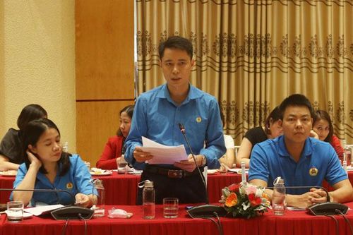 Gắn xây dựng tổ chức Đảng trong doanh nghiệp ngoài nhà nước với công tác thi đua - khen thưởng