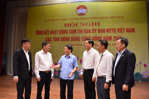 Gần dân sát dân, là chỗ dựa cho dân