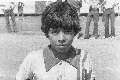Cái chân trái ma thuật của Maradona