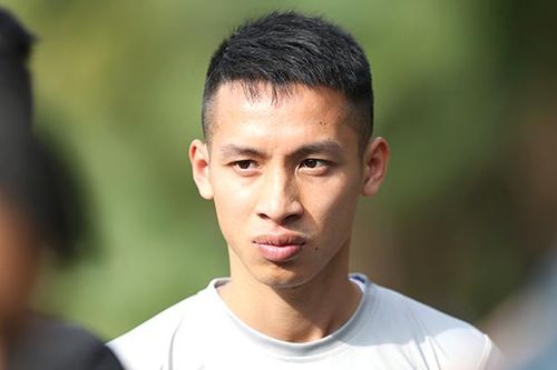 Hùng Dũng dè chừng HAGL, Hà Nội FC khủng hoảng thừa