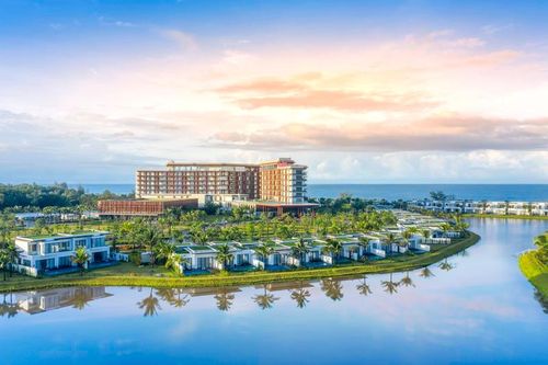 Movenpick Resort Waverly Phú Quốc được vinh danh 'Khu nghỉ dưỡng sang trọng' 2020