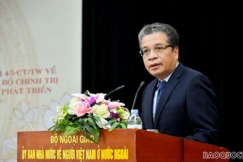 Chỉ thị 45: Ủy ban người Việt lắng nghe ý kiến đóng góp của kiều bào