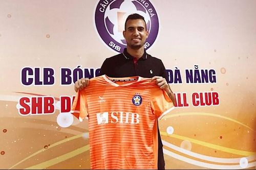 Lộ diện ngoại binh thứ 3 của SHB Đà Nẵng trước thềm mùa giải 2021