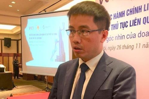 Để xin cấp phép xây dựng, doanh nghiệp phải đi lại ít nhất 3 lần