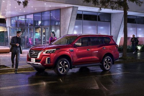 Đối thủ của Toyota Fortuner trình làng với diện mạo hoàn toàn mới