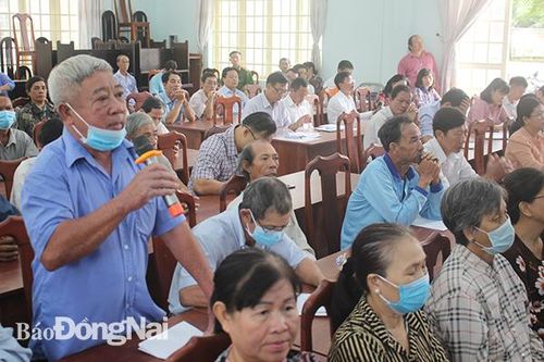 Các đại biểu Quốc hội tiếp xúc cử tri tại TP.Long Khánh
