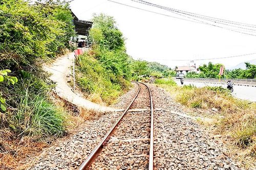 Bảo đảm trật tự an toàn giao thông đường sắt