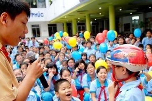 Đà Nẵng tuyên truyền chấp hành ATGT và đội MBH cho học sinh