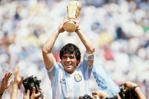 Diego Maradona qua đời ở tuổi 60, Argentina quốc tang 3 ngày