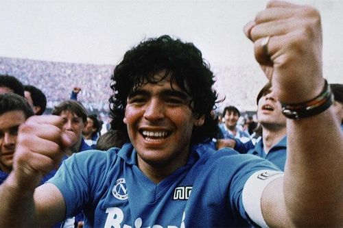 CĐV ước Maradona đầu thai làm cầu thủ Việt Nam