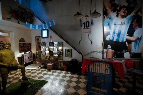 Bên trong căn nhà cũ của Diego Maradona