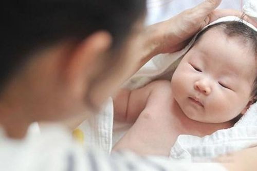 Chăm sóc da cho trẻ vào mùa đông
