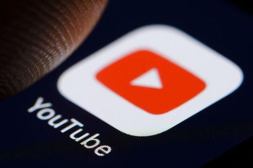 Các YouTuber lo bị truy thu thuế