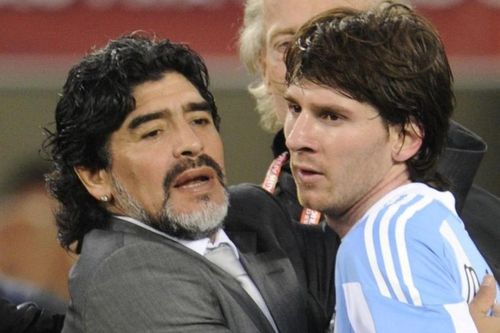 Khả năng gánh đội của Maradona là điều Messi còn thua xa