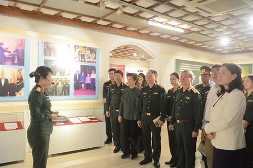 Triển lãm Đại tướng Lê Đức Anh-Cuộc đời và sự nghiệp: Trọn vẹn nghĩa tình