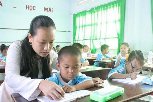 Thầy cô cần hạnh phúc